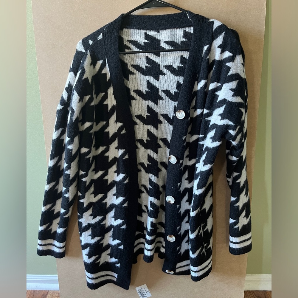 HOUNDSTOOTH CARDIGAN